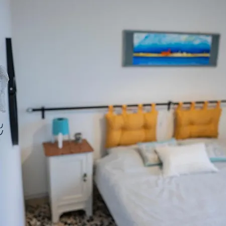 Family Dream Dante Apartment